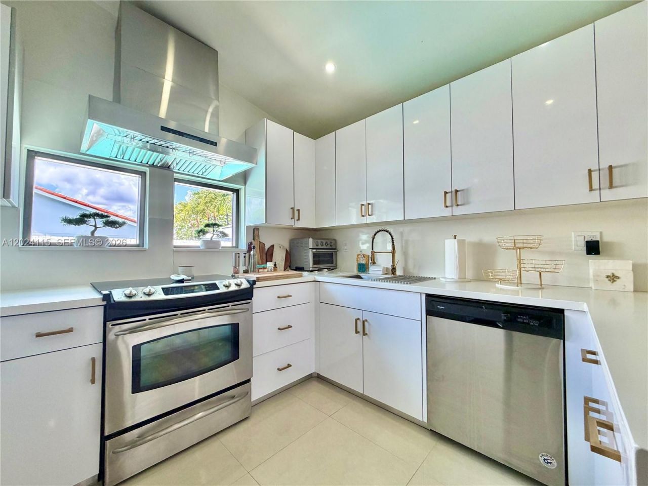 12701 NW 9th St, Miami, FL 33182 Photo