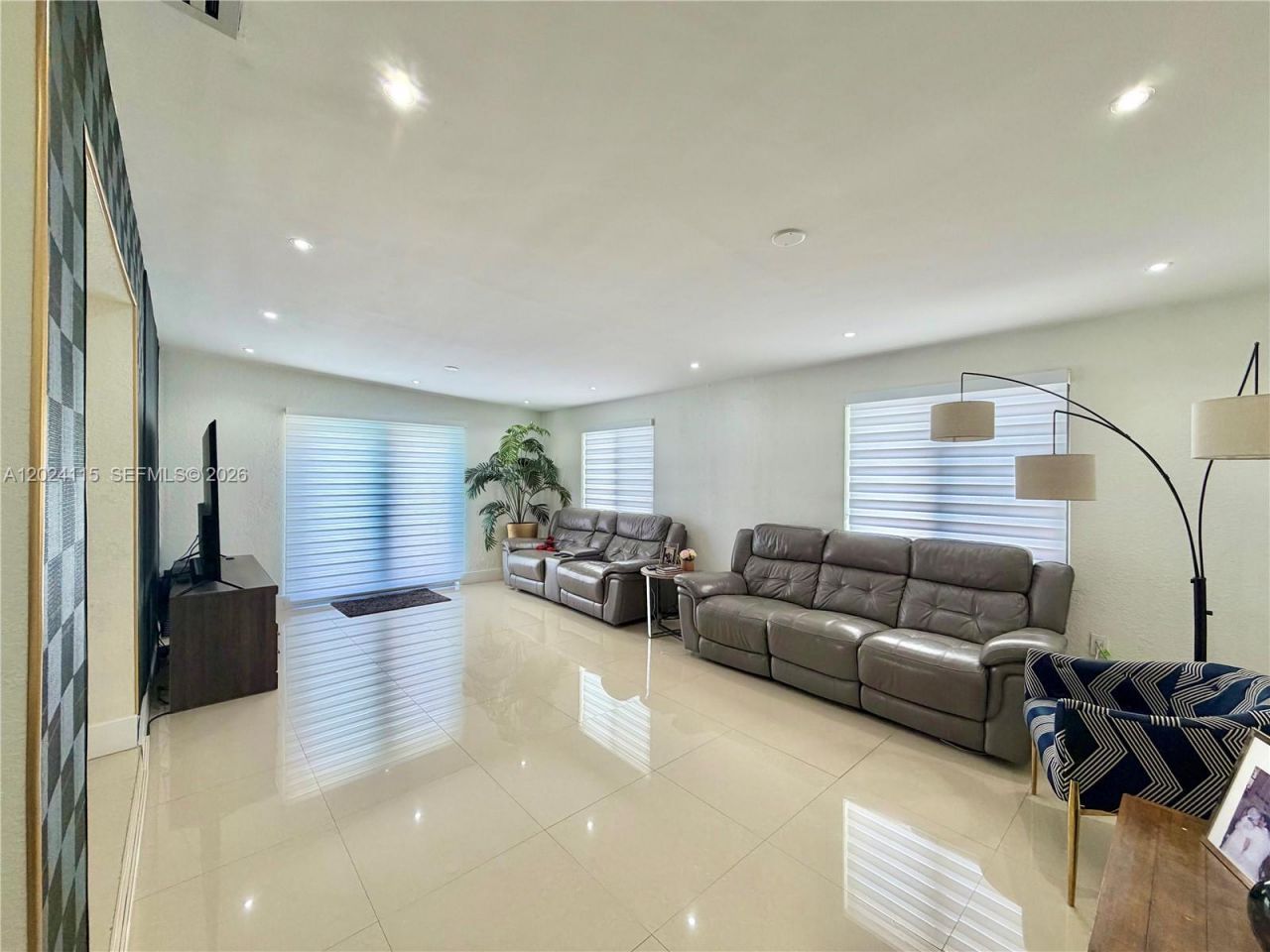 12701 NW 9th St, Miami, FL 33182 Photo