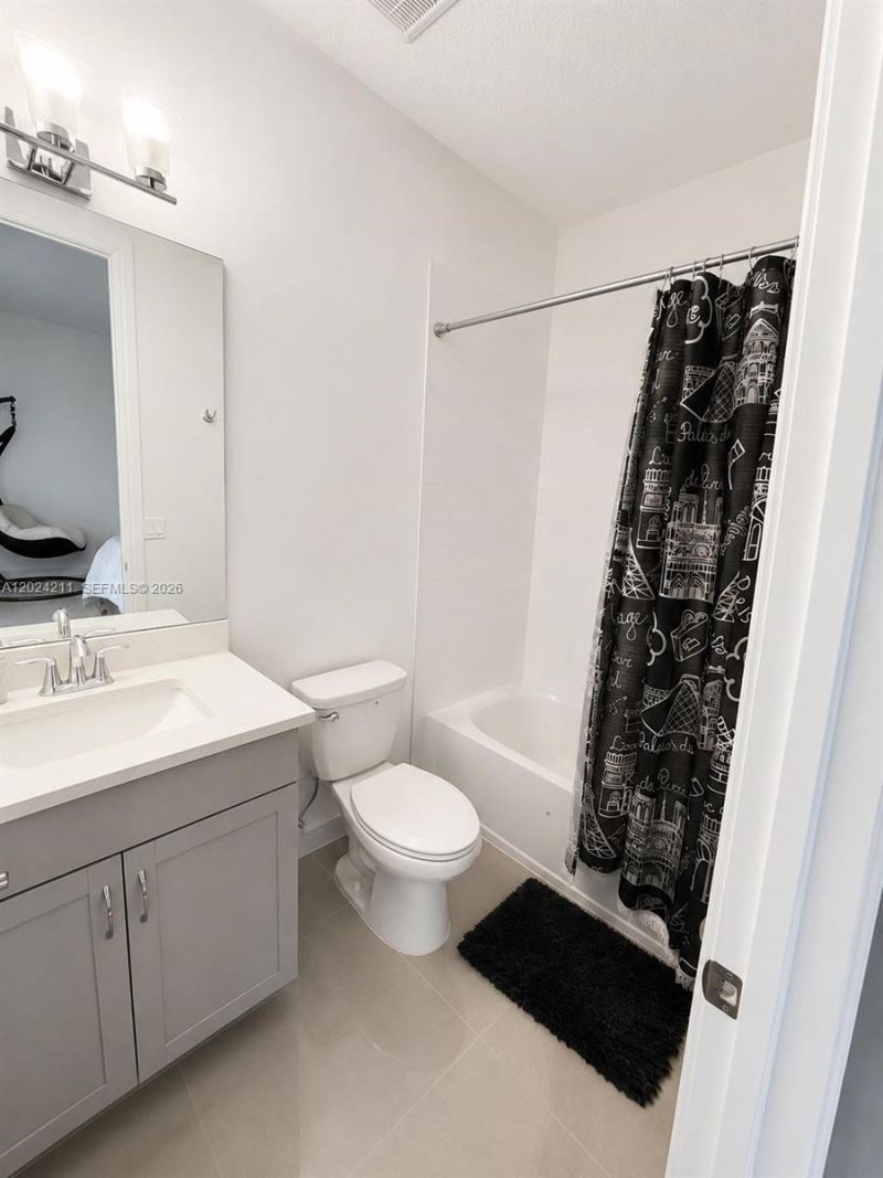8939 Grand Prix Ln , Unit 8939, Boynton Beach, FL 33472 Photo