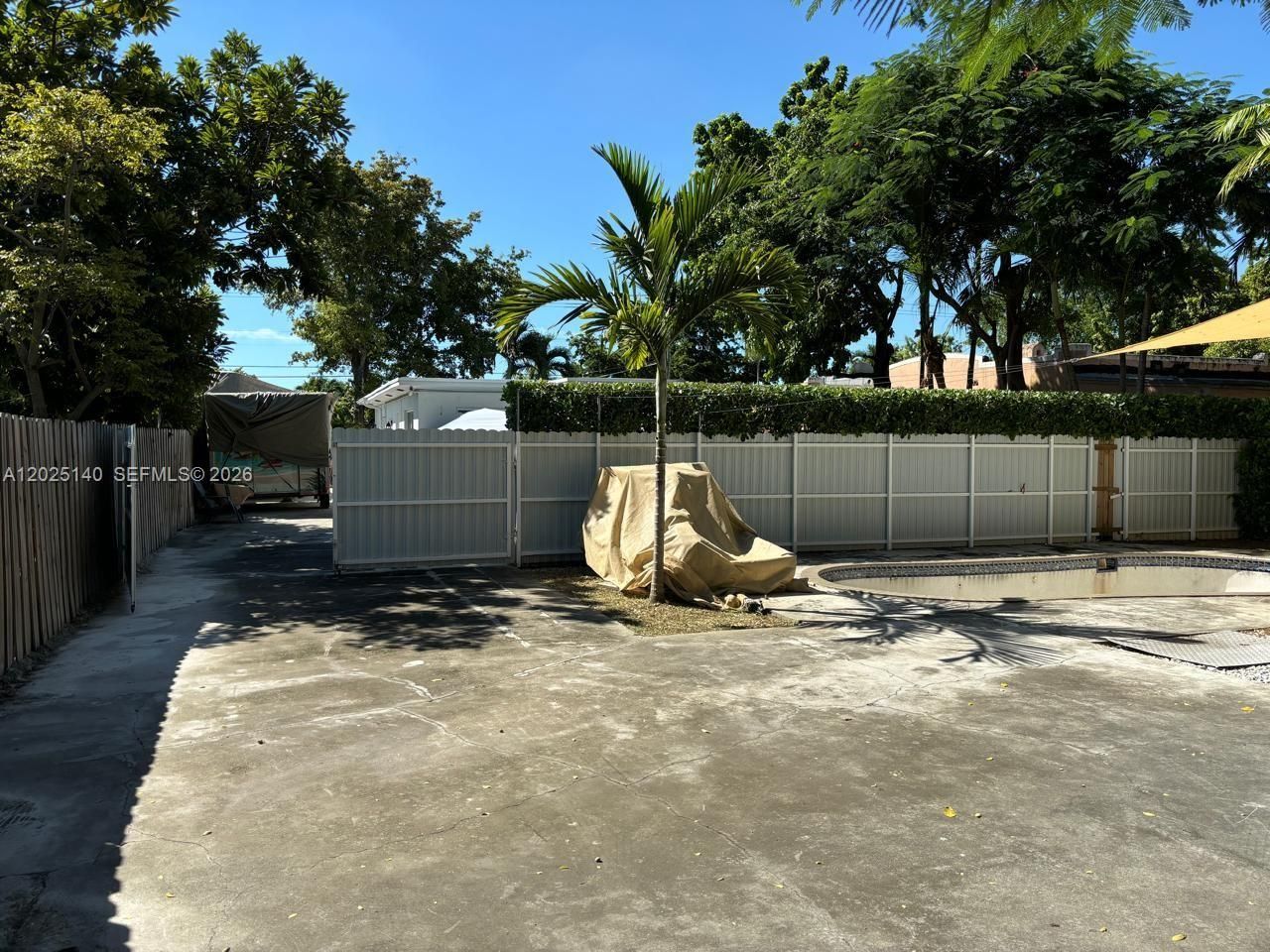 2359 NW 32nd St , Miami, FL 33142 Photo