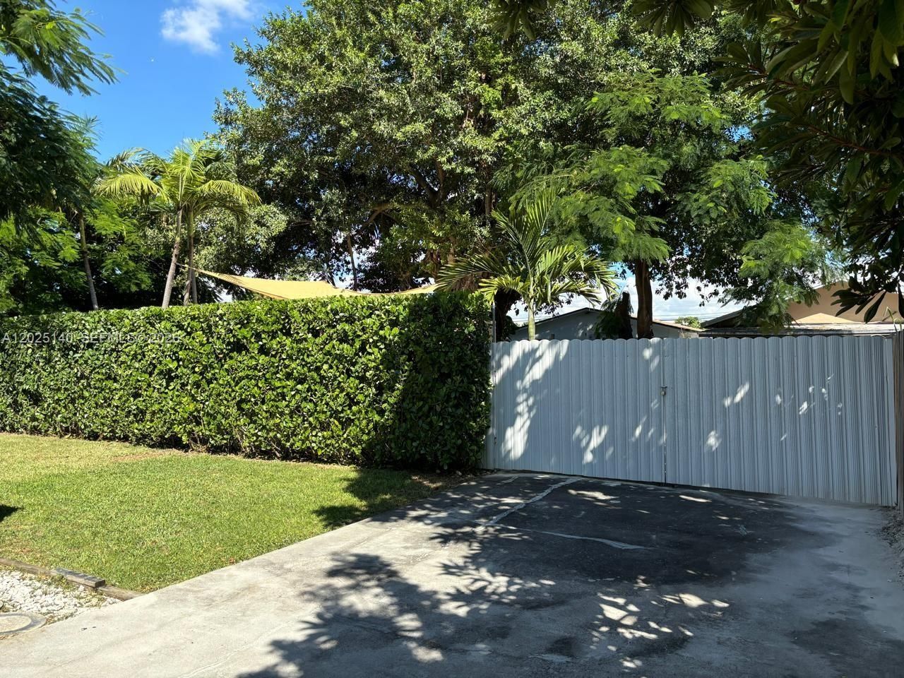 2359 NW 32nd St , Miami, FL 33142 Photo
