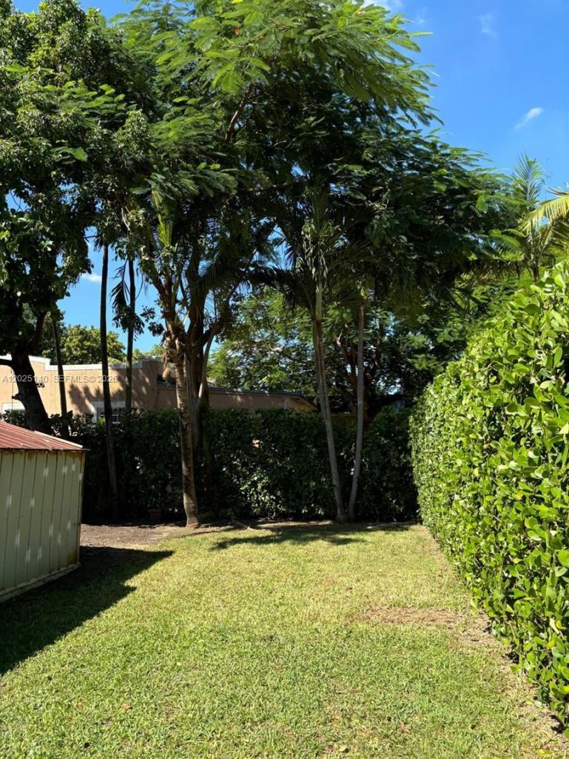 2359 NW 32nd St , Miami, FL 33142 Photo