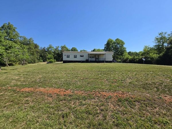 369 Glenview DR , Chatham, VA 24531