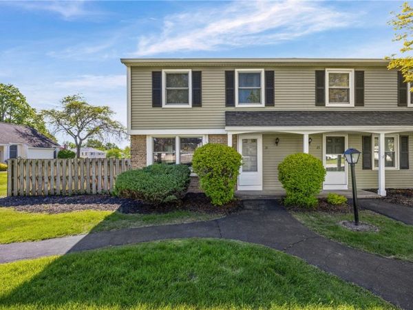 21 S Estate Drive , Webster, NY 14580