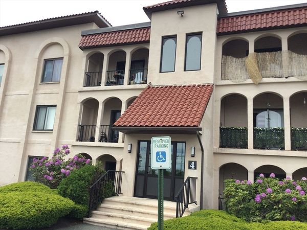 685 Oak Street, Unit 4-4, Brockton, MA 02301