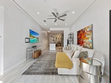 2950 Mckinney Avenue, Unit 102, Dallas, TX 75204