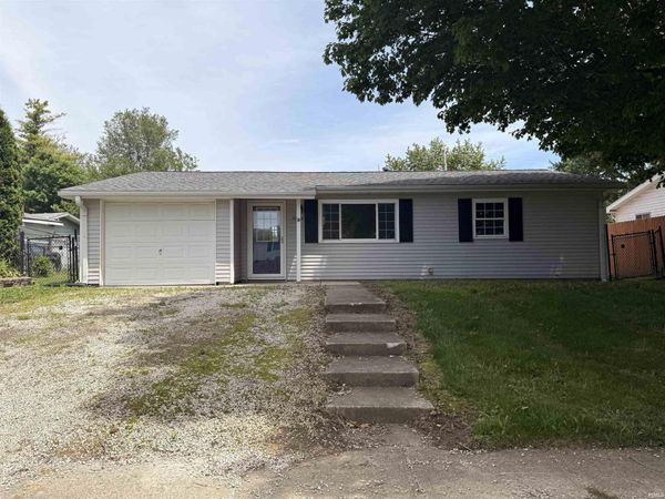 5708 Mendota Drive, Kokomo, IN 46902