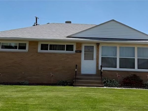 3417 Somia Drive, Parma, OH 44134
