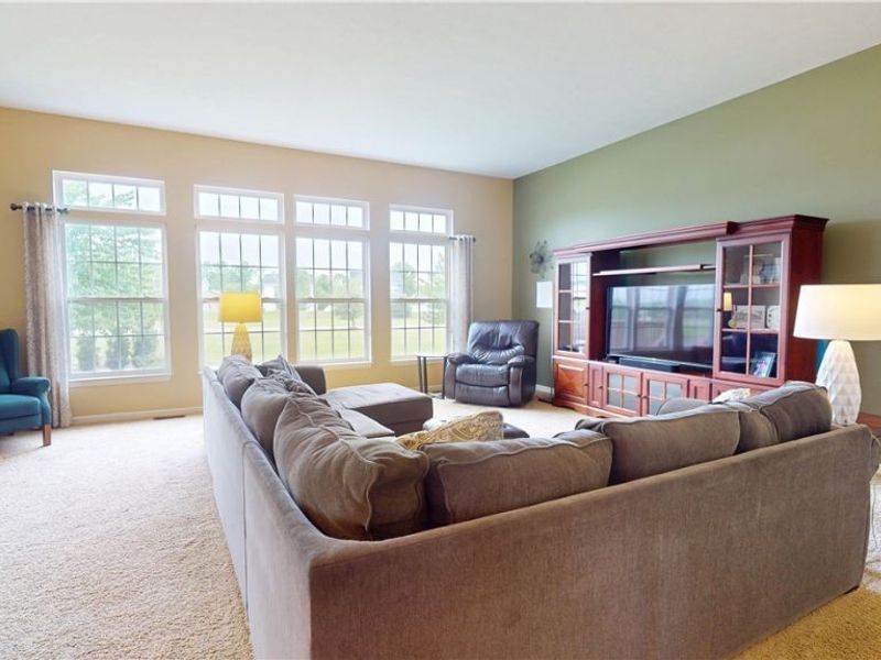 5786 Overlook Way, North Ridgeville, OH 44039 Photo 13
