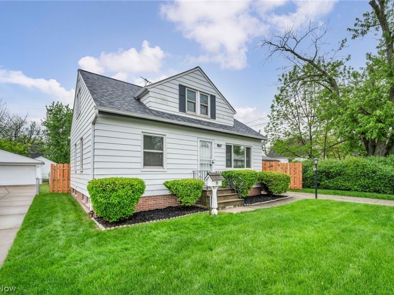 15300 Northwood Avenue, Maple Heights, OH 44137 Photo 6
