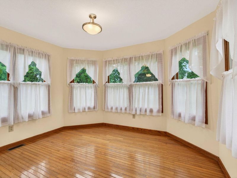 886 Golfview Drive, Chillicothe, OH 45601 Photo 14