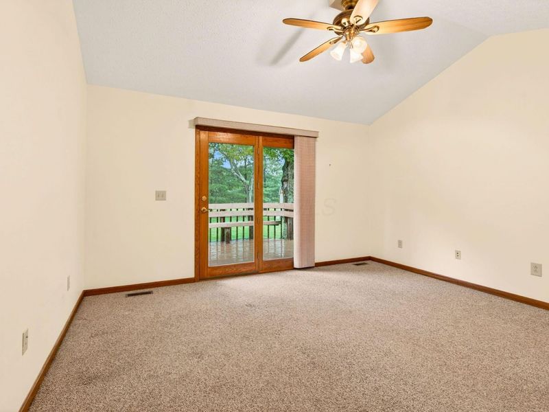 886 Golfview Drive, Chillicothe, OH 45601 Photo 21