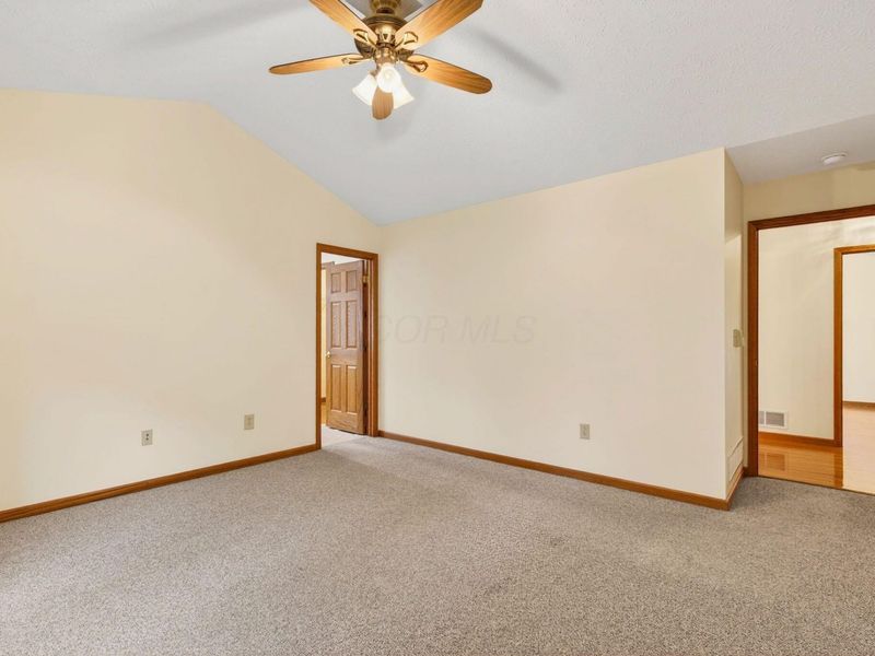 886 Golfview Drive, Chillicothe, OH 45601 Photo 25