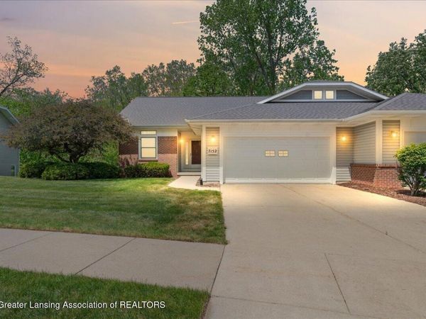 7152 Steeplechase Way, Lansing, MI 48917