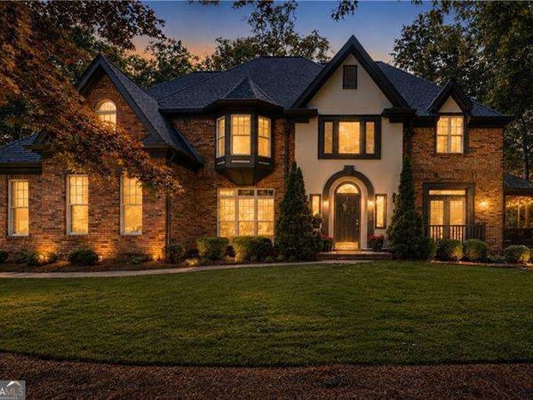 1136 Mossy Rock Road NW, Kennesaw, GA 30152