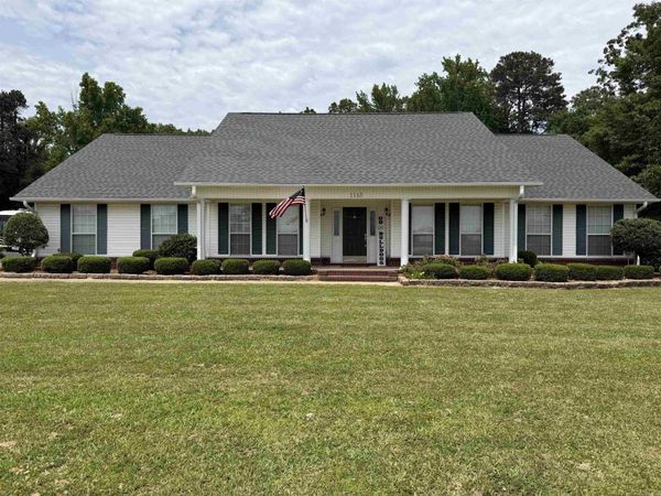 1113 W Holland , White Hall, AR 71602