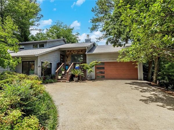 927 Muirfield Drive, Marietta, GA 30068