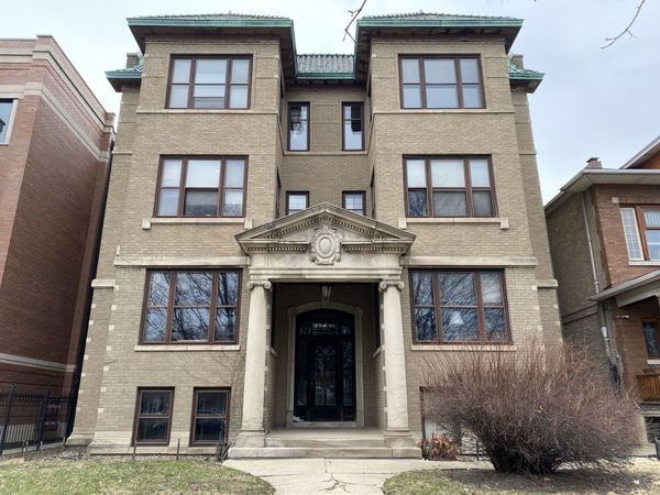 2548 W Logan Boulevard , Unit 2, Chicago, IL 60647
