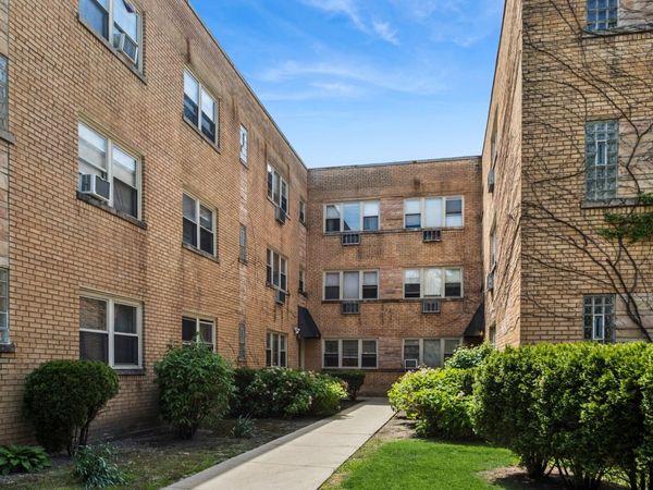 1711 W Estes Avenue , Unit 1S, Chicago, IL 60626
