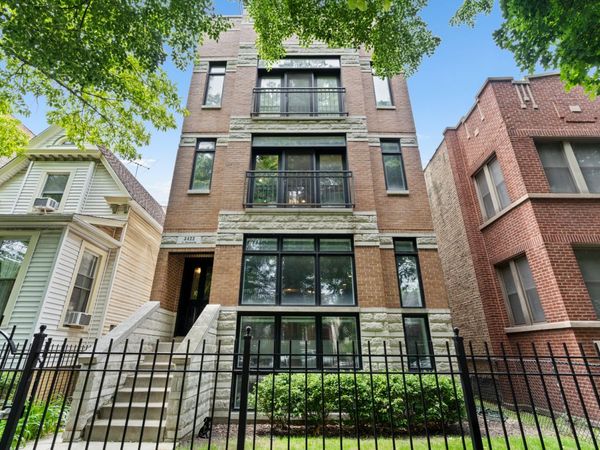 3422 N Bosworth Avenue , Unit 2, Chicago, IL 60657