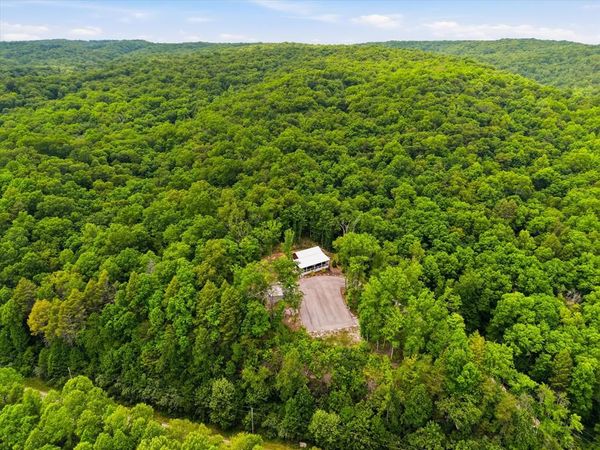 6830 Stinking Creek Road, Pioneer, TN 37847