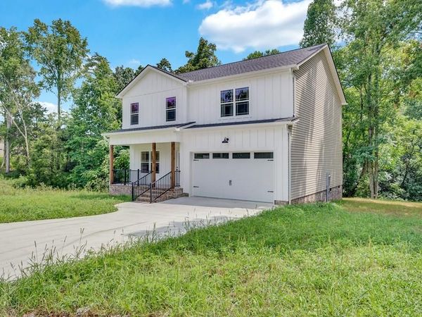 2489 Whispering Oaks Ln, Cookeville, TN 38501