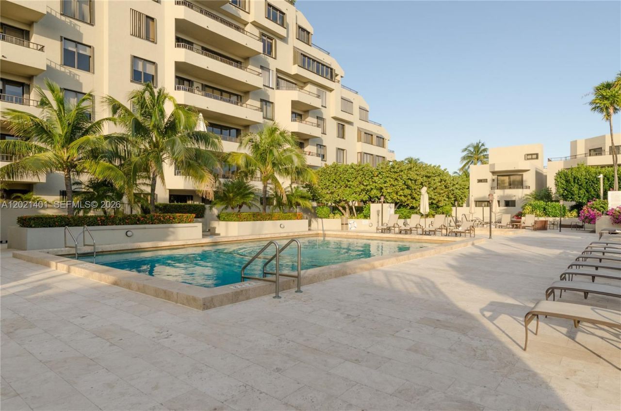 201 Crandon Blvd , Unit 343, Key Biscayne, FL 33149 Photo