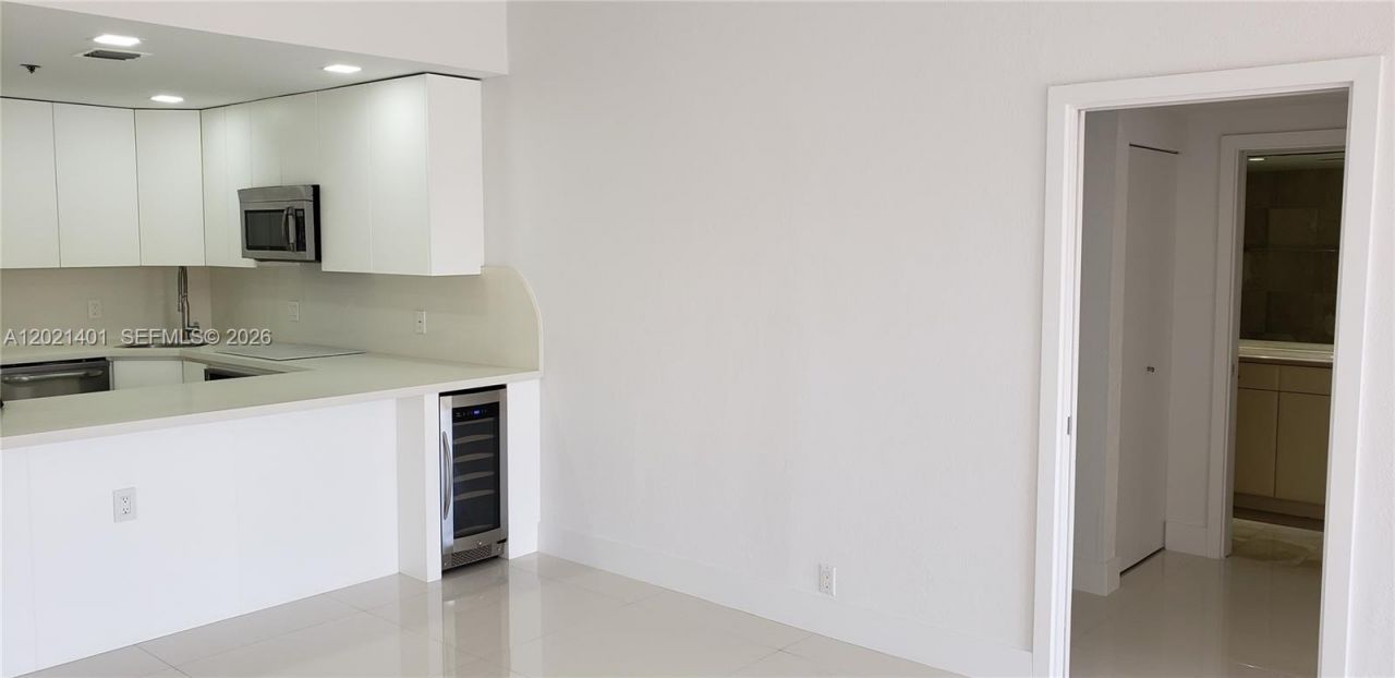 201 Crandon Blvd , Unit 343, Key Biscayne, FL 33149 Photo
