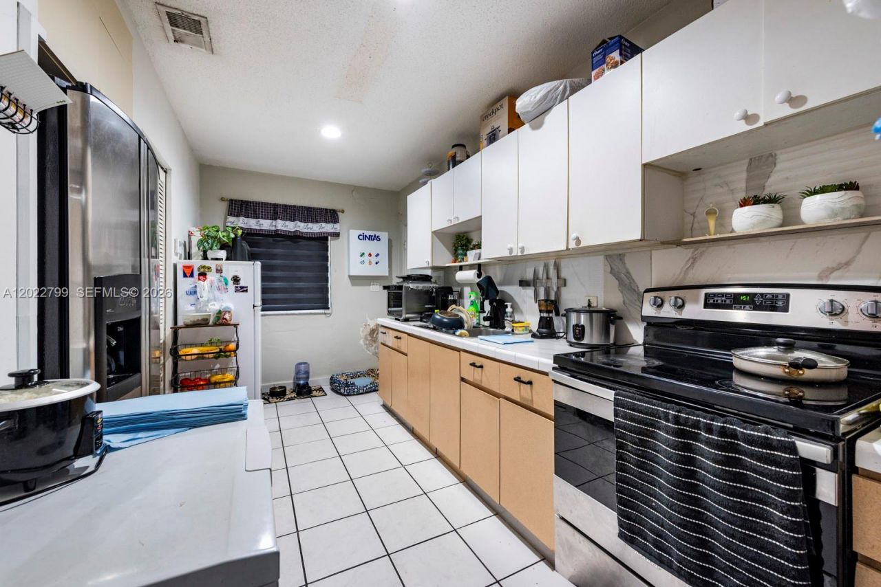 4217 SW 2nd Ter , Miami, FL 33134 Photo