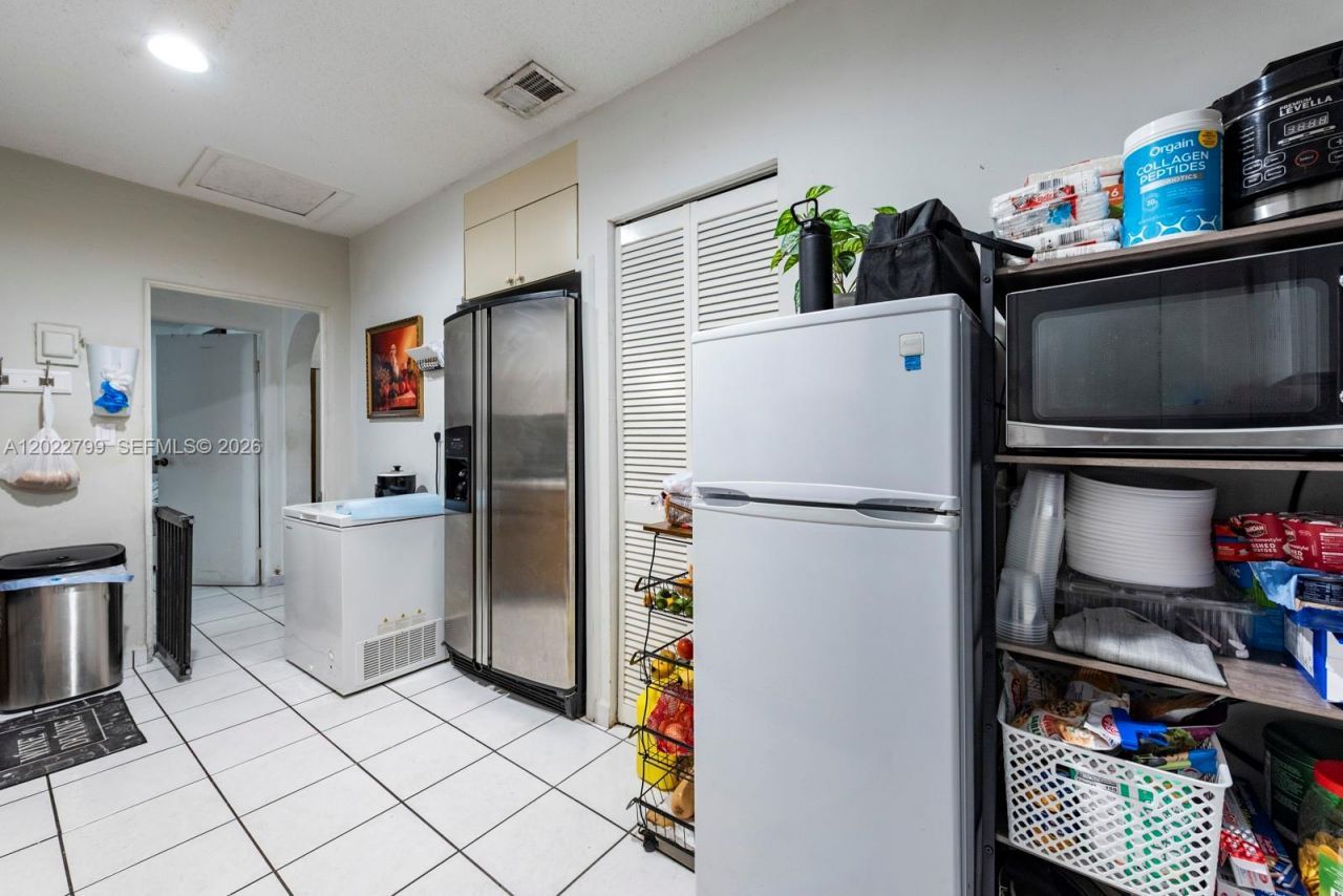 4217 SW 2nd Ter , Miami, FL 33134 Photo