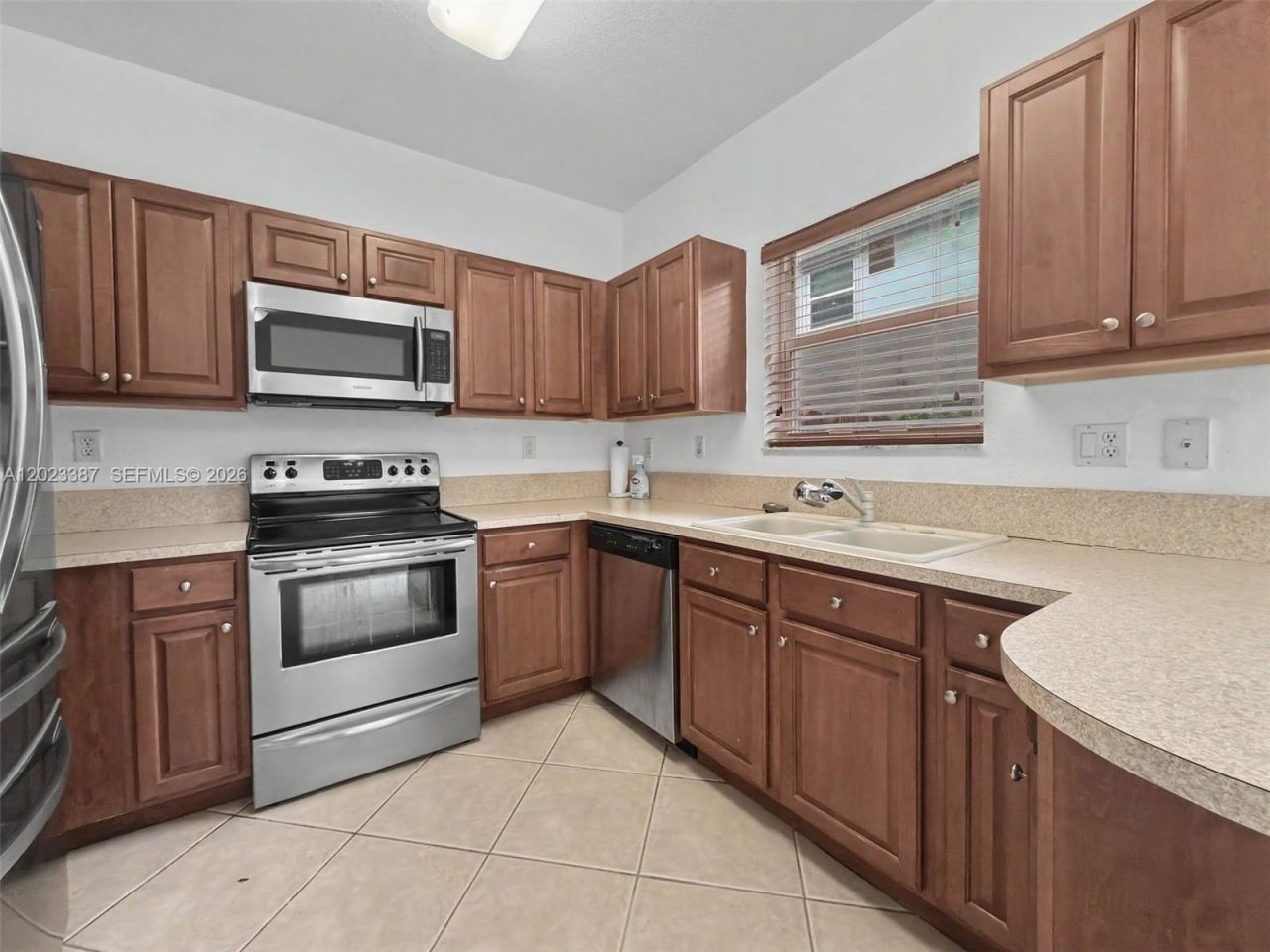 9267 SW 220th Ter , Cutler Bay, FL 33190 Photo