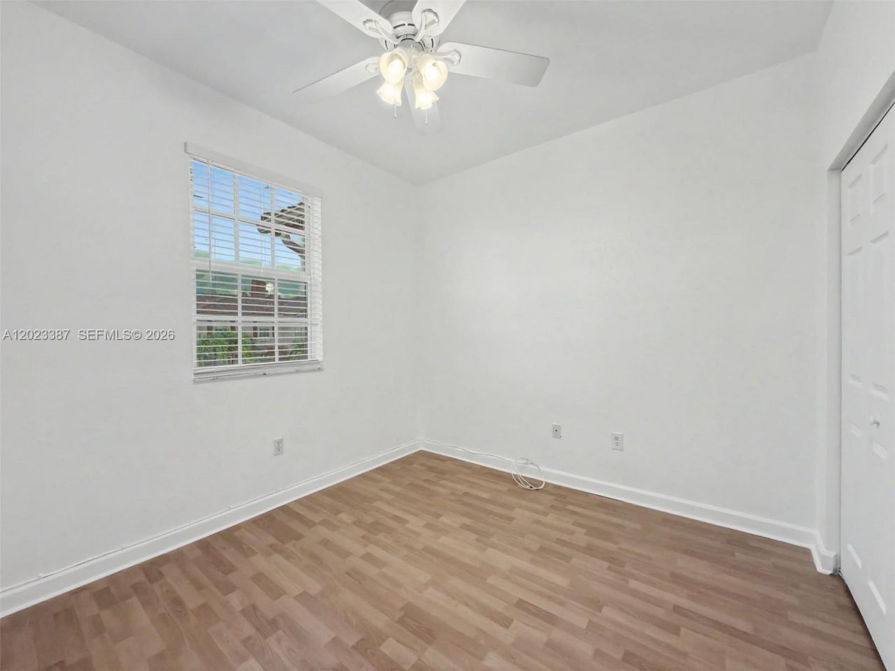 9267 SW 220th Ter , Cutler Bay, FL 33190 Photo