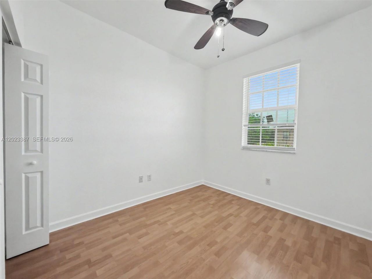 9267 SW 220th Ter , Cutler Bay, FL 33190 Photo