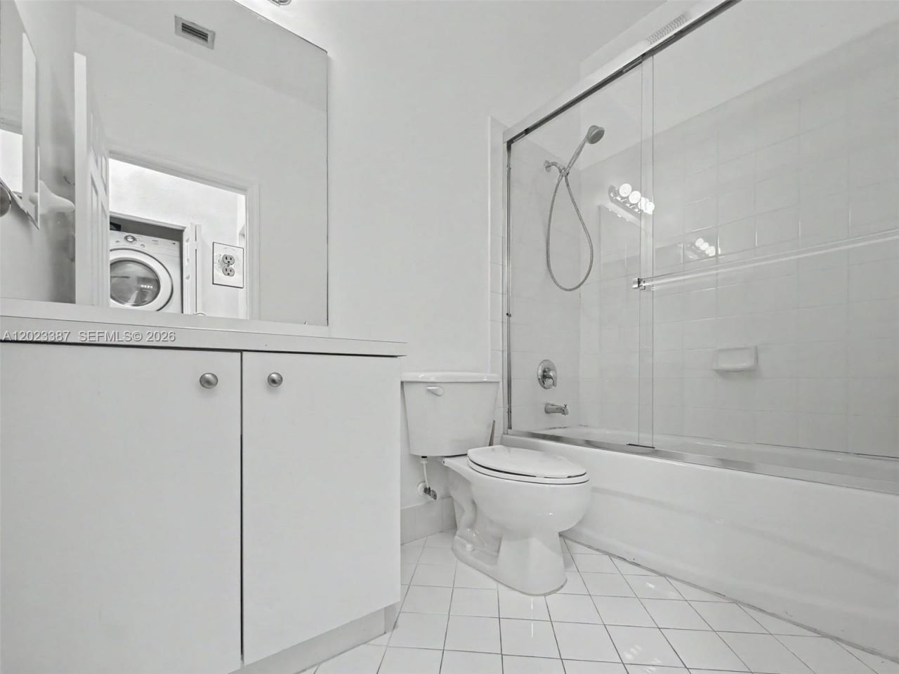 9267 SW 220th Ter , Cutler Bay, FL 33190 Photo