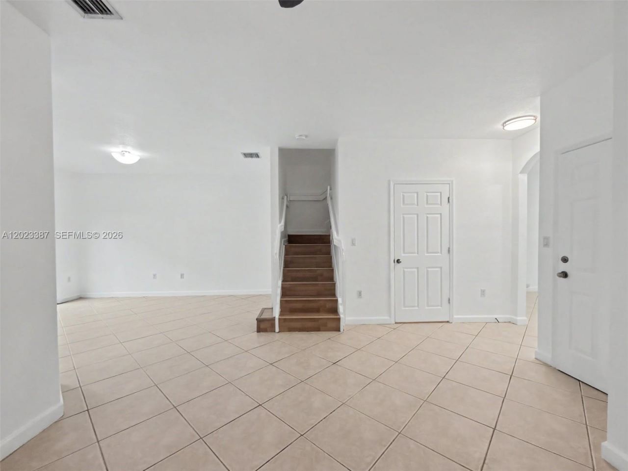9267 SW 220th Ter , Cutler Bay, FL 33190 Photo