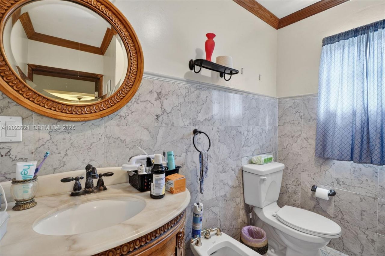 8461 SW 68th St Rd , Miami, FL 33143 Photo
