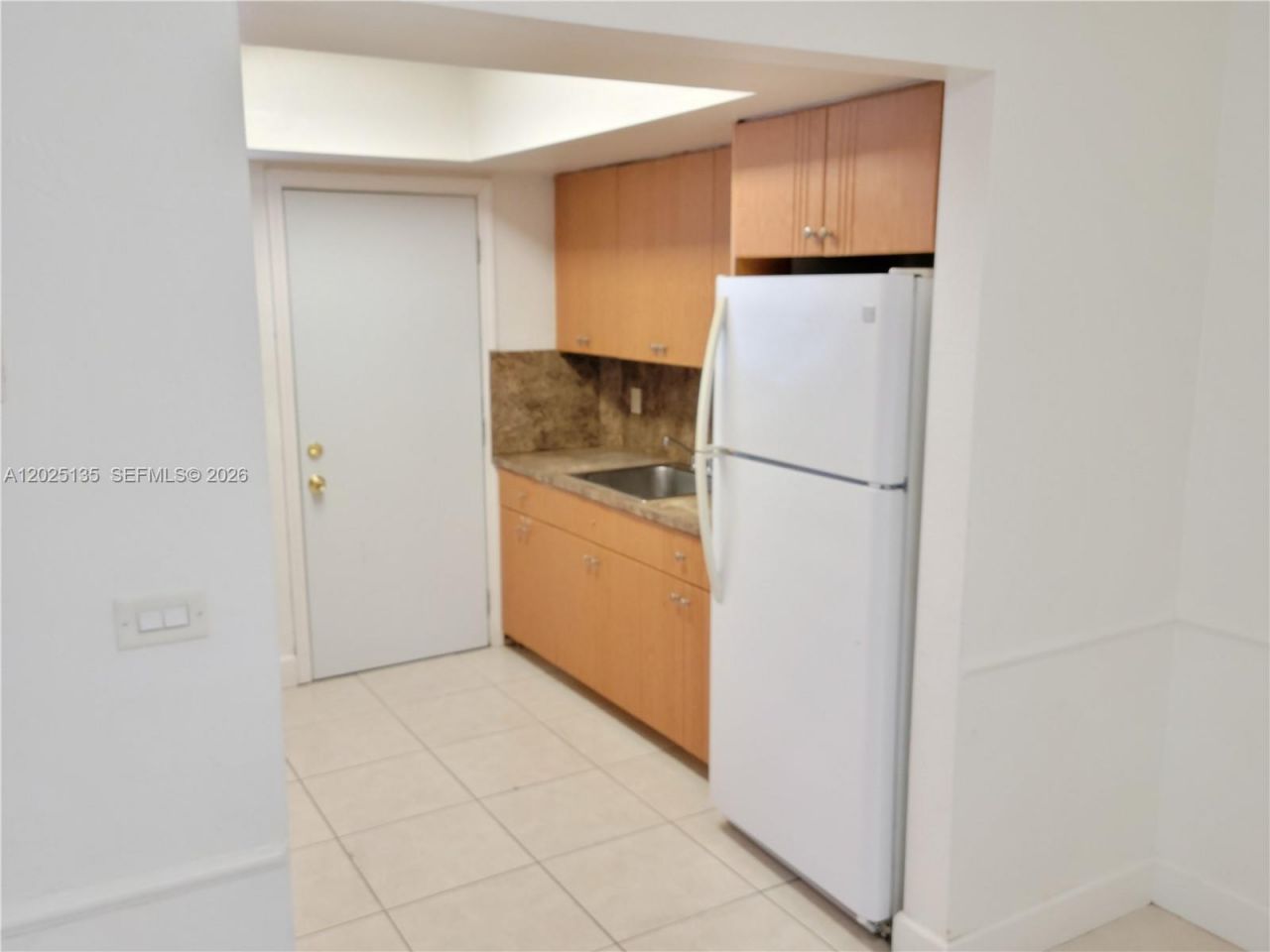 11960 NE 19th Dr , Unit 16, North Miami, FL 33181 Photo