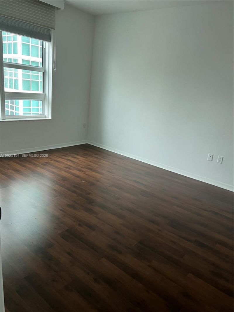 950 Brickell Bay Dr, Unit 2303, Miami, FL 33131 Photo