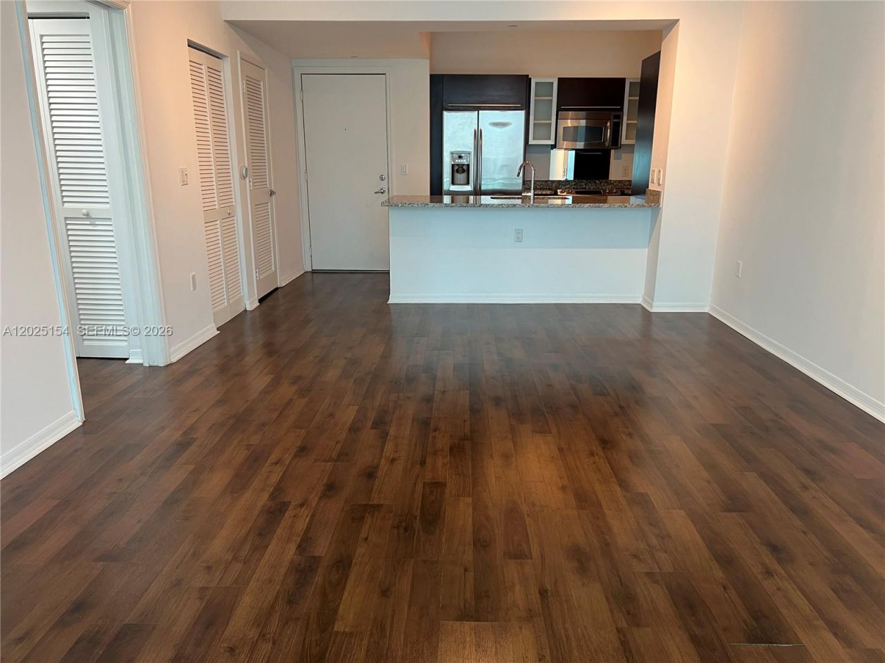 950 Brickell Bay Dr, Unit 2303, Miami, FL 33131 Photo