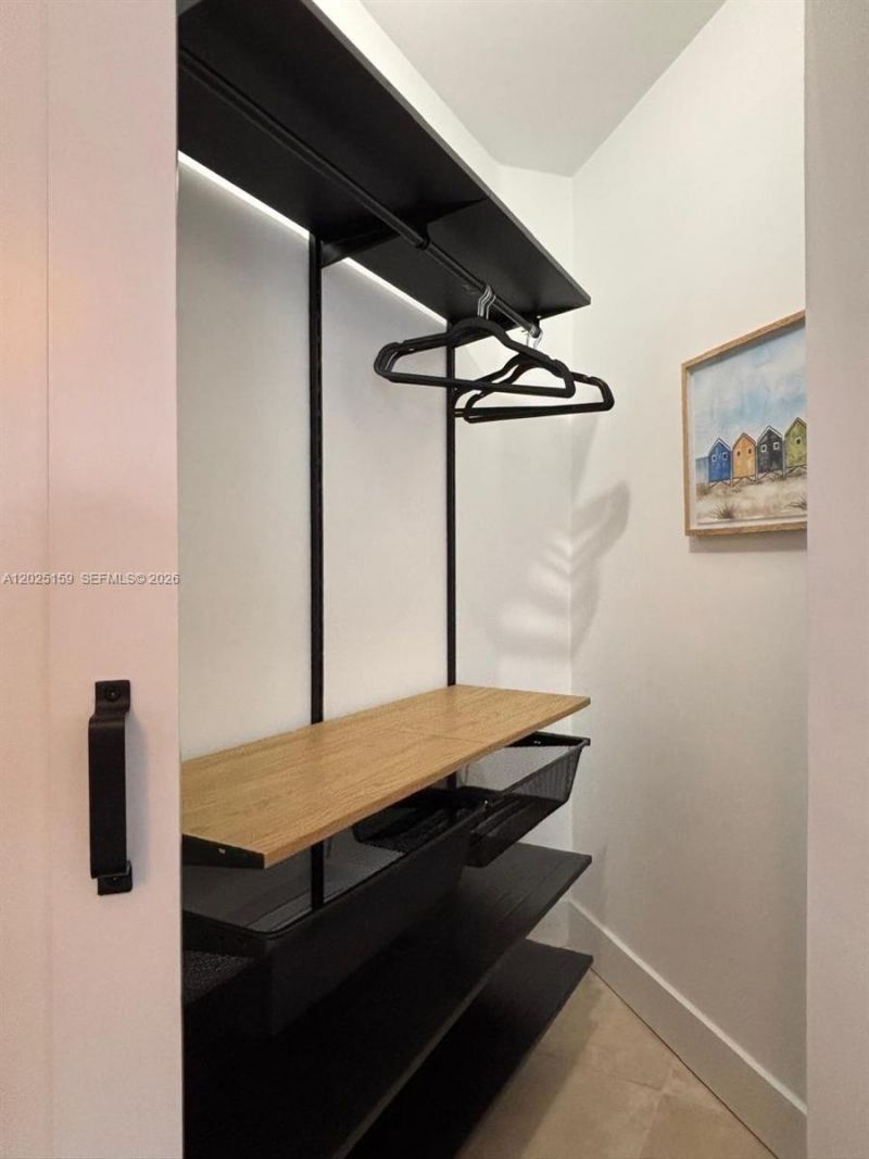 6301 Collins Ave , Unit 908, Miami Beach, FL 33141 Photo