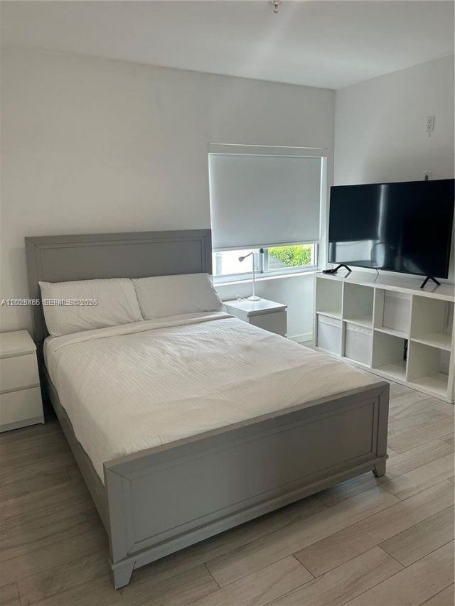 1450 Meridian Ave, Unit 201, Miami Beach, FL 33139 Photo