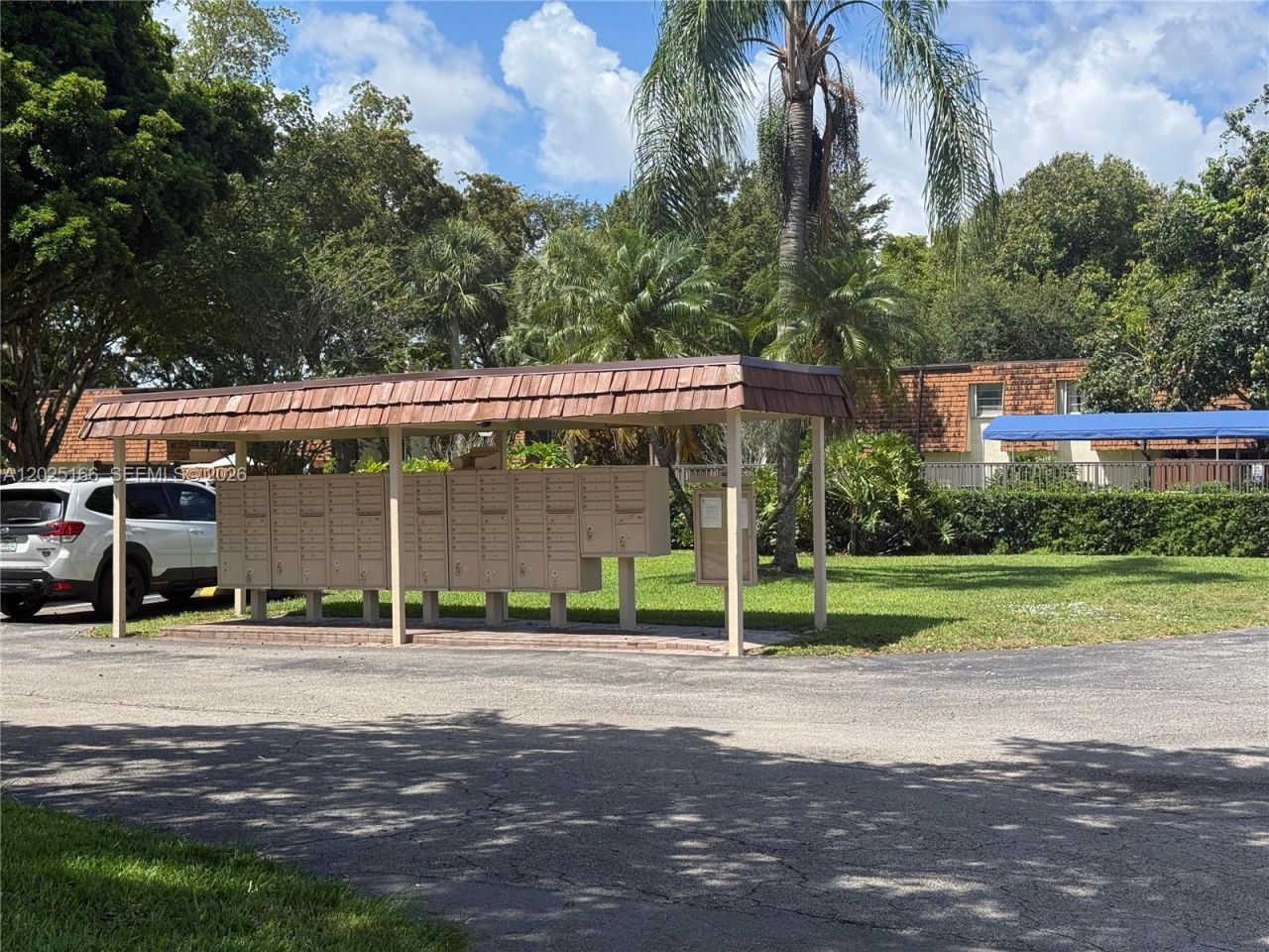 8901 Orange Grove Dr , Unit D-24, Davie, FL 33324 Photo