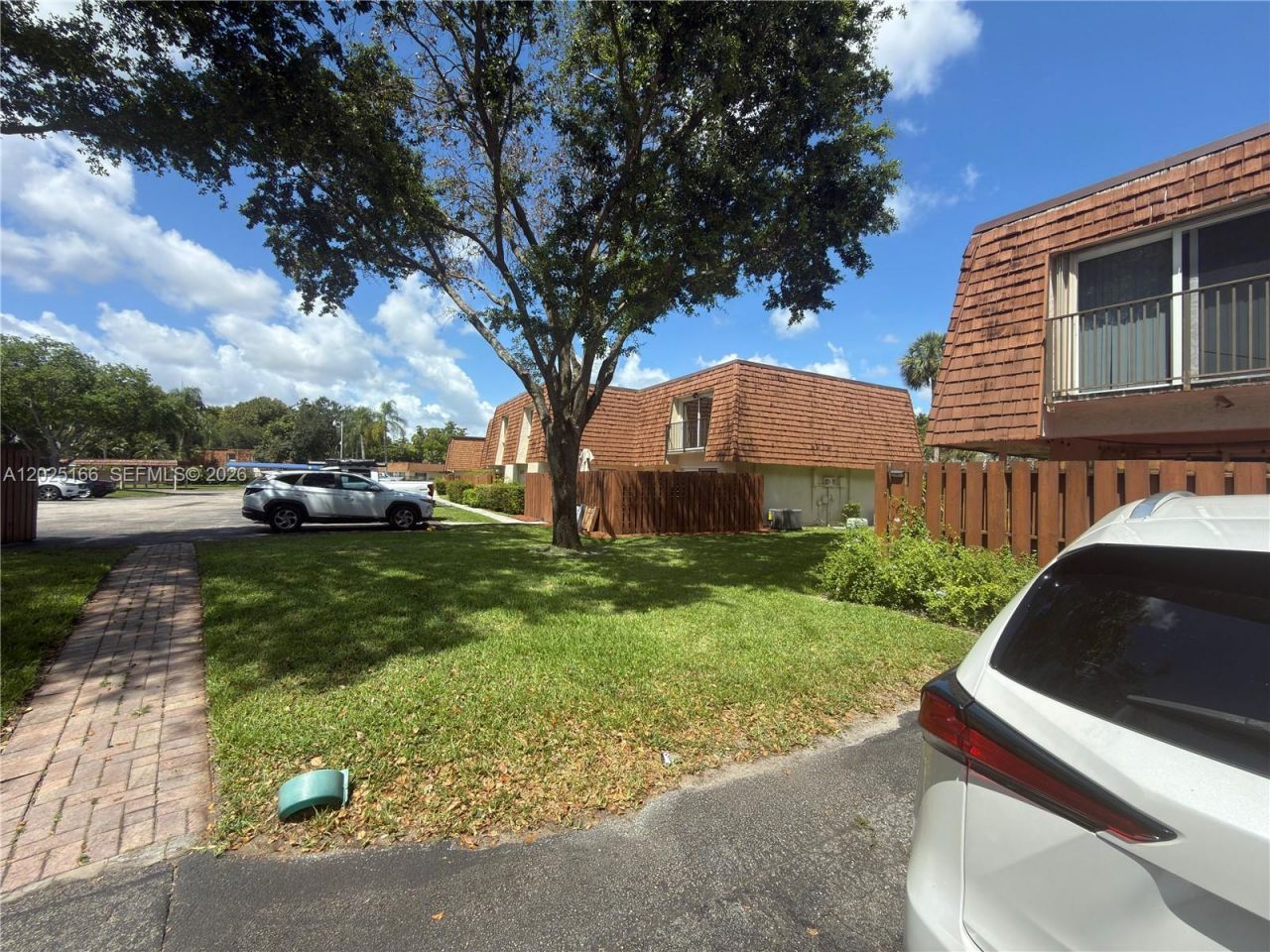8901 Orange Grove Dr , Unit D-24, Davie, FL 33324 Photo