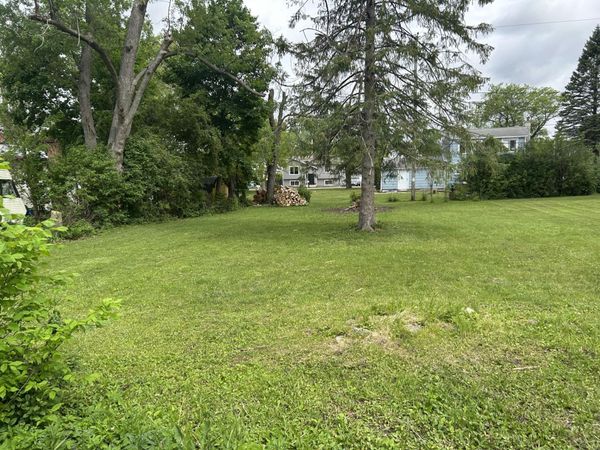 12 & 13 125th St, Salem Lakes, WI 53179