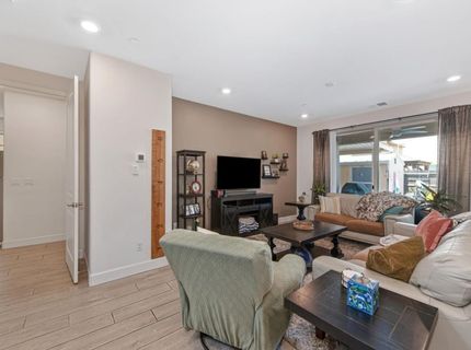 9960 Ted Kolb Way, Elk Grove, CA 95624 Photo