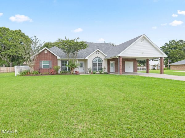 305 Crossbow Drive , New Iberia, LA 70563