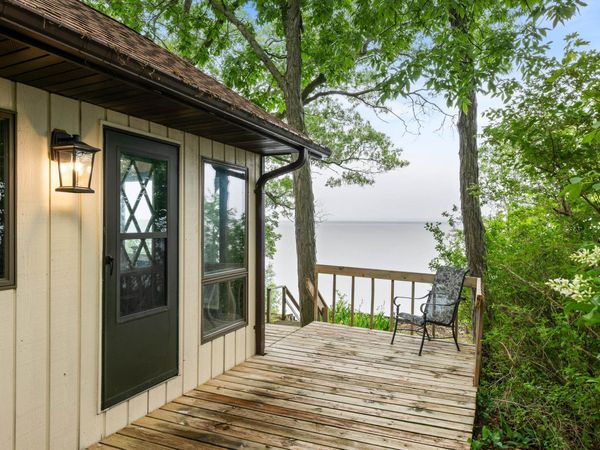 N4826 N Lakeshore Drive, Green Lake, WI 54941