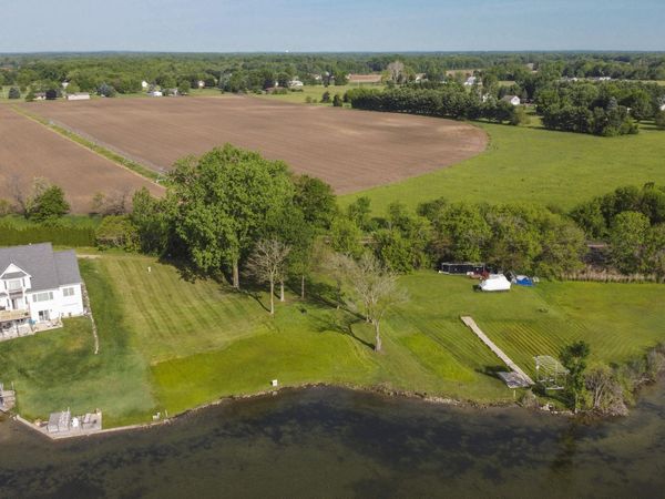 11765 W Indian Lake, Vicksburg, MI 49097