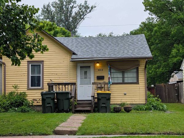 4213 Van Buren St, Sioux City, IA 51108