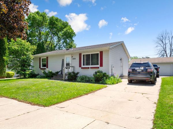 2038 44th Street NW, Rochester, MN 55901